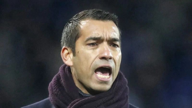 Van Bronckhorst strooit met complimenten na FC Groningen - Feyenoord