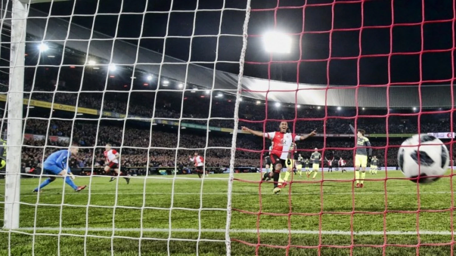 Aandeelhouders Stadion Feijenoord niet bang voor Kuip-deal